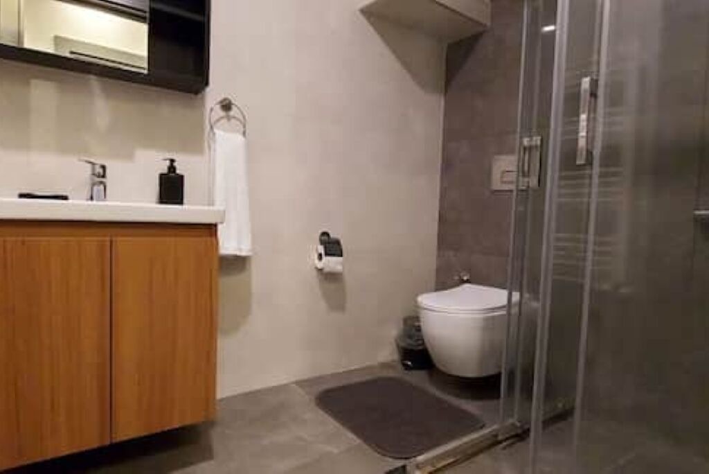 Photo of Bathroom in Lara