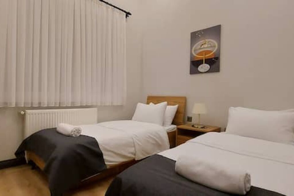 Photo of Bedroom in Lara