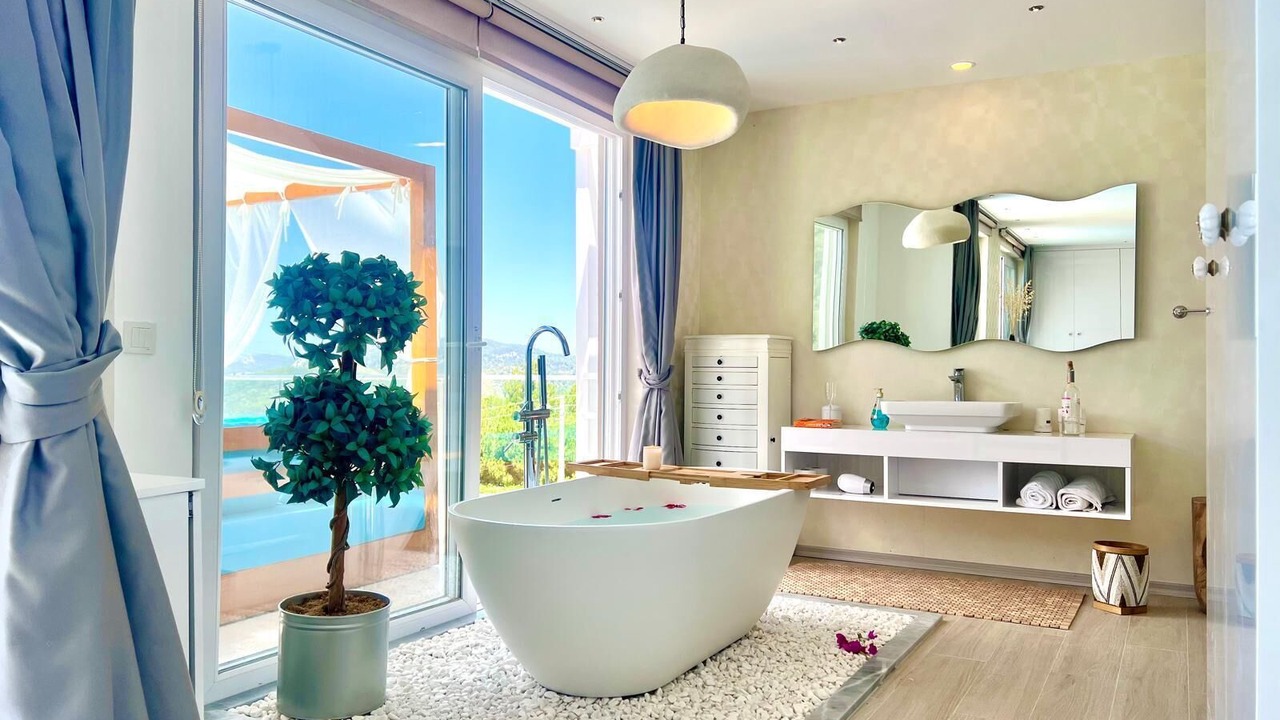 Photo of Bathroom in Oludeniz