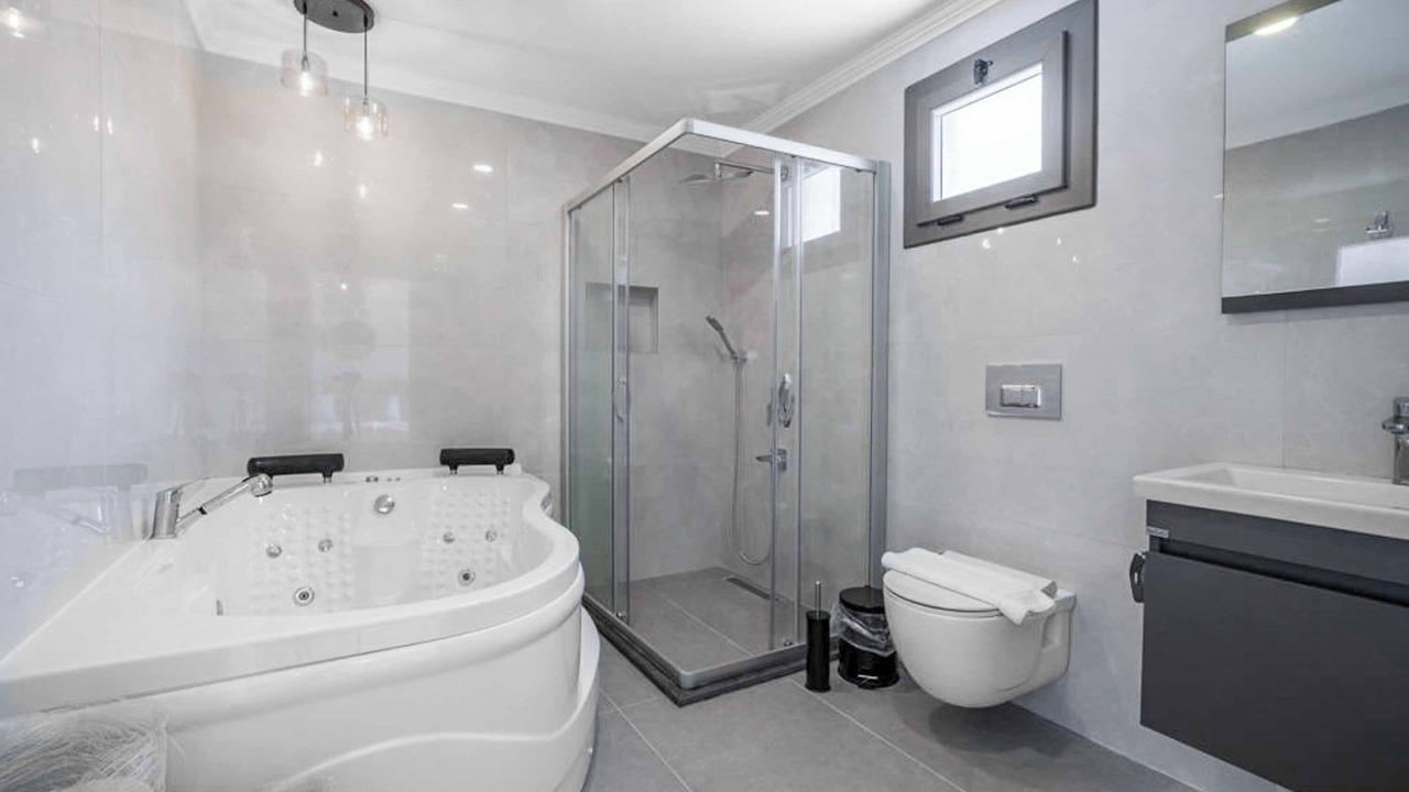 Photo of Bathroom in Oludeniz