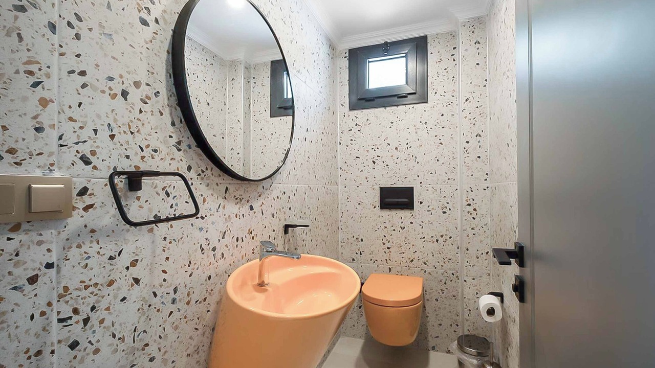 Photo of Bathroom in Oludeniz
