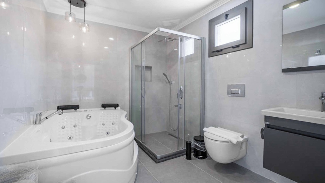 Photo of Bathroom in Oludeniz