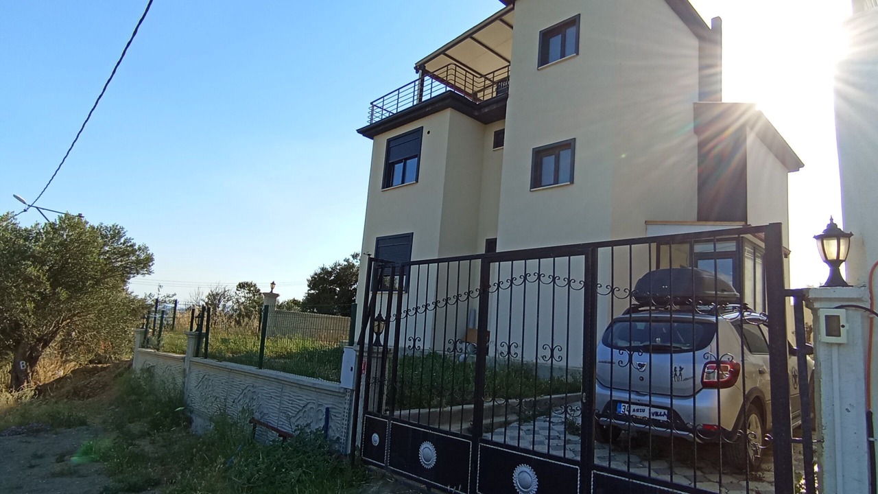 Photo of Outdoor in Pelitkoy