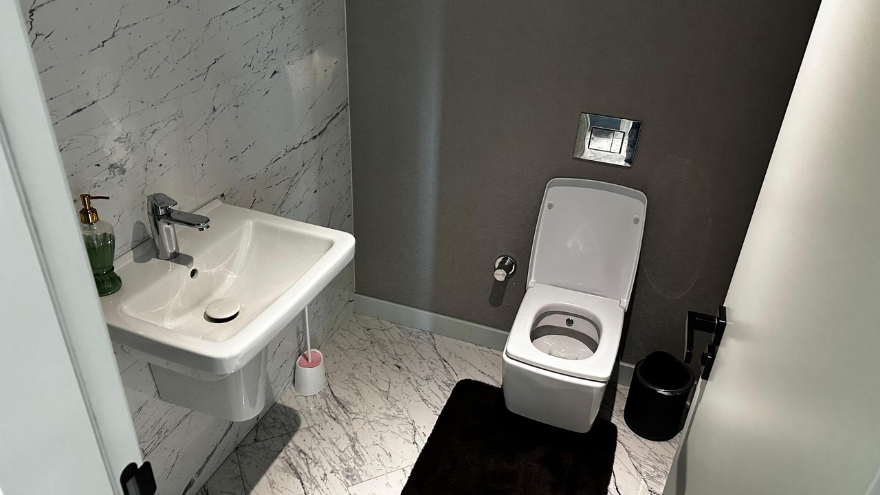 Photo of Bathroom in Zeytinburnu