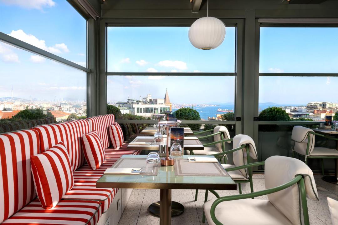 Photo of Patio Balcony in Pera