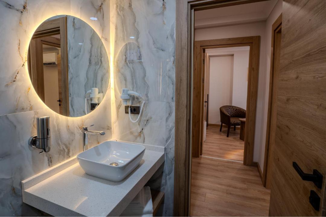 Photo of Bathroom in Yomra