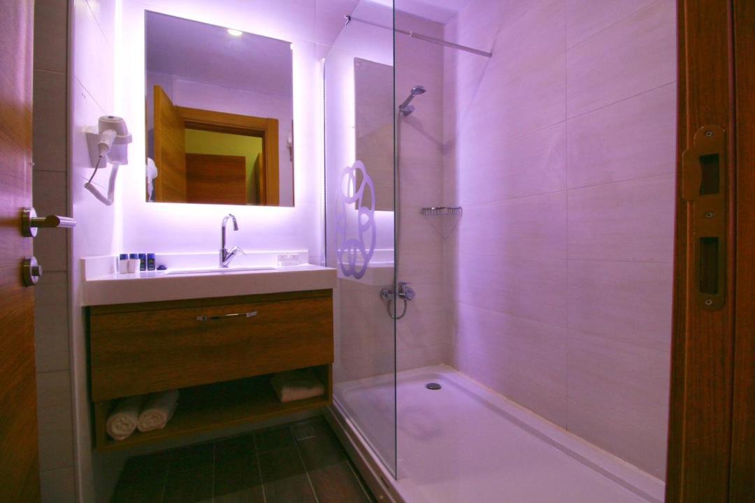Photo of Bathroom in Yoncalı Koyu