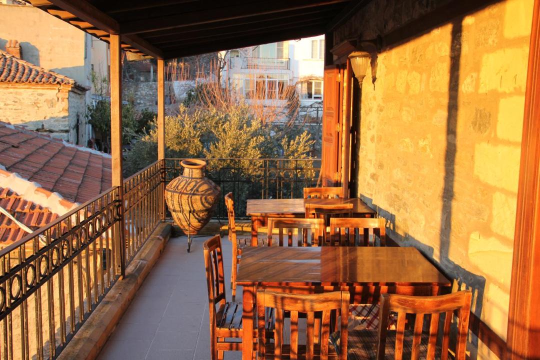 Photo of Patio Balcony in Altinoluk