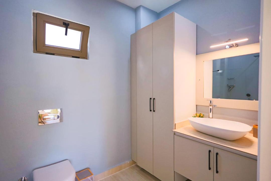Photo of Bathroom in Islamlar