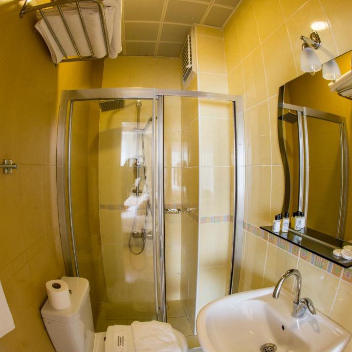 Photo of Bathroom in Corum