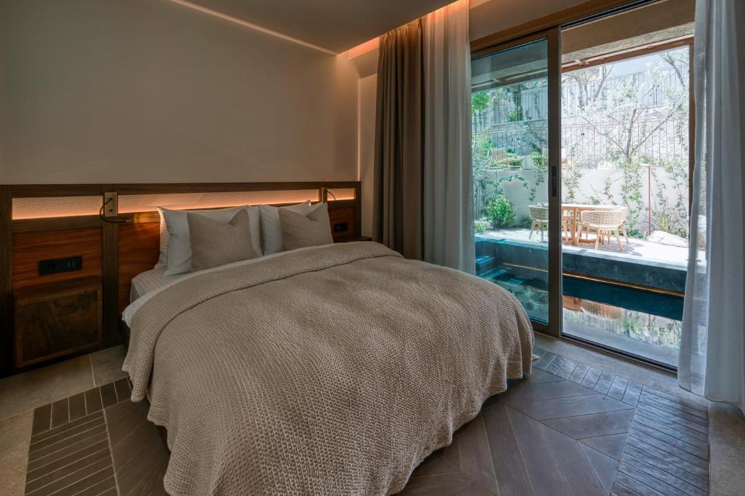 Photo of Bedroom in Yenifoca