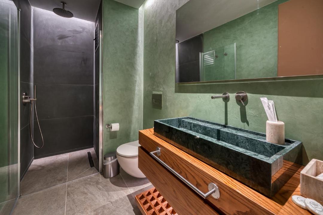 Photo of Bathroom in Yenifoca