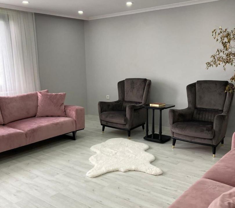 Photo of Livingroom in Of