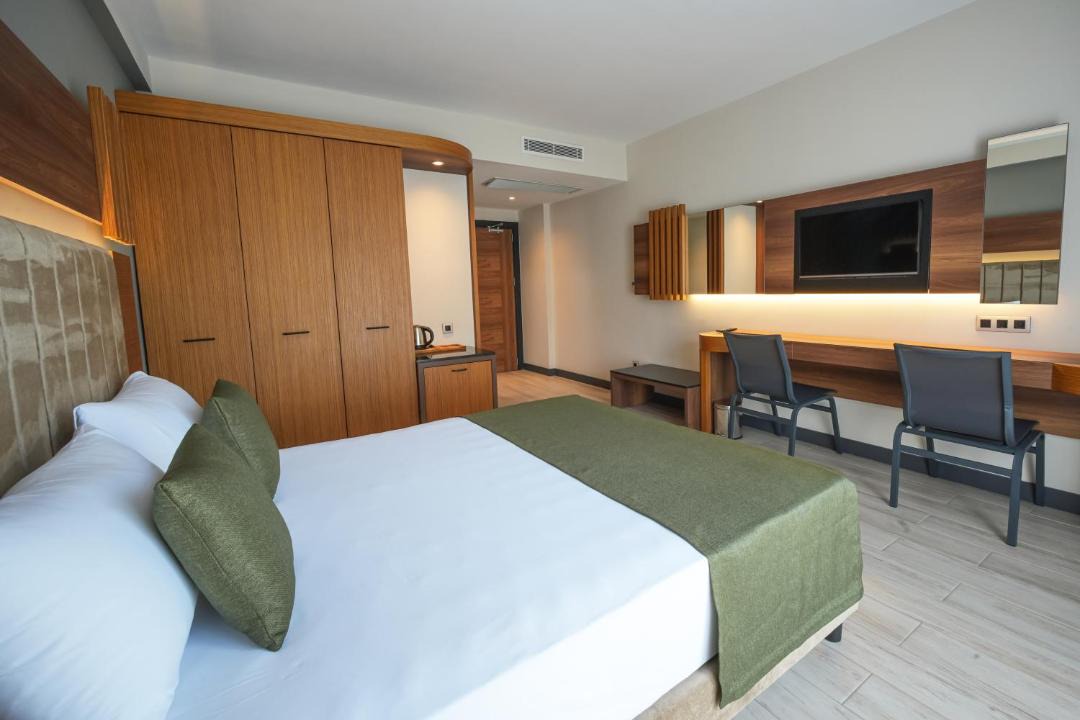 Photo of Bedroom in Icmeler