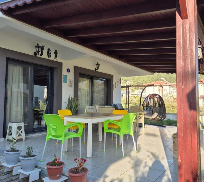 Photo of Others in Oren