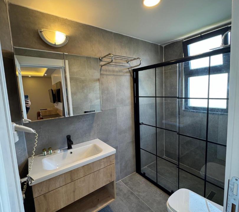 Photo of Bathroom in Of