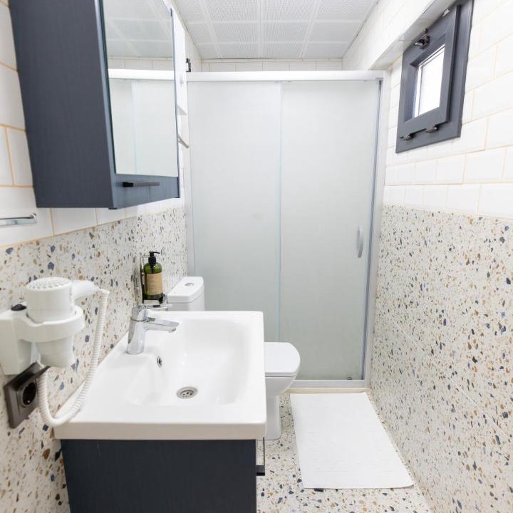 Photo of Bathroom in Dikili