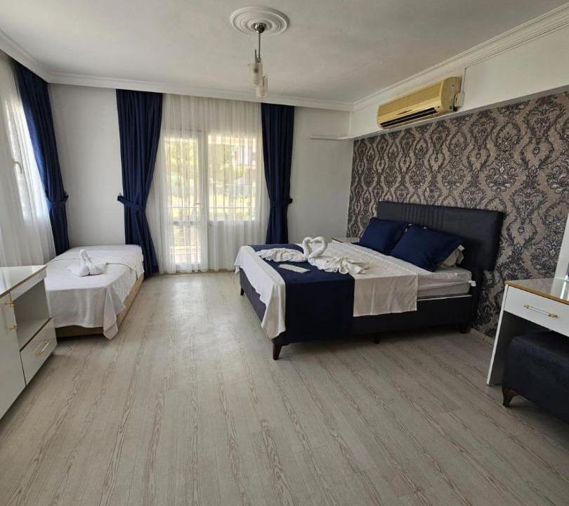 Photo of Bedroom in Yenifoca