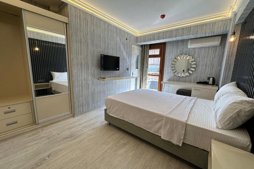 Photo of Bedroom in Buca