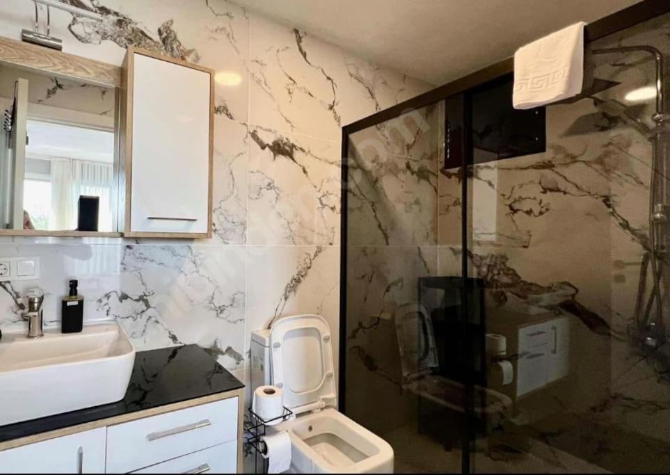 Photo of Bathroom in Kemalpasa