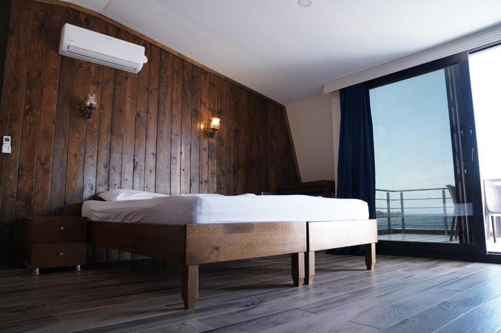 Photo of Bedroom in Lapseki