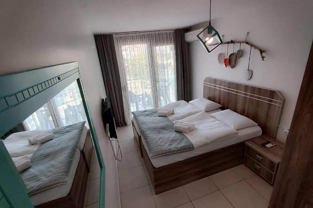 Photo of Bedroom in Yenifoca