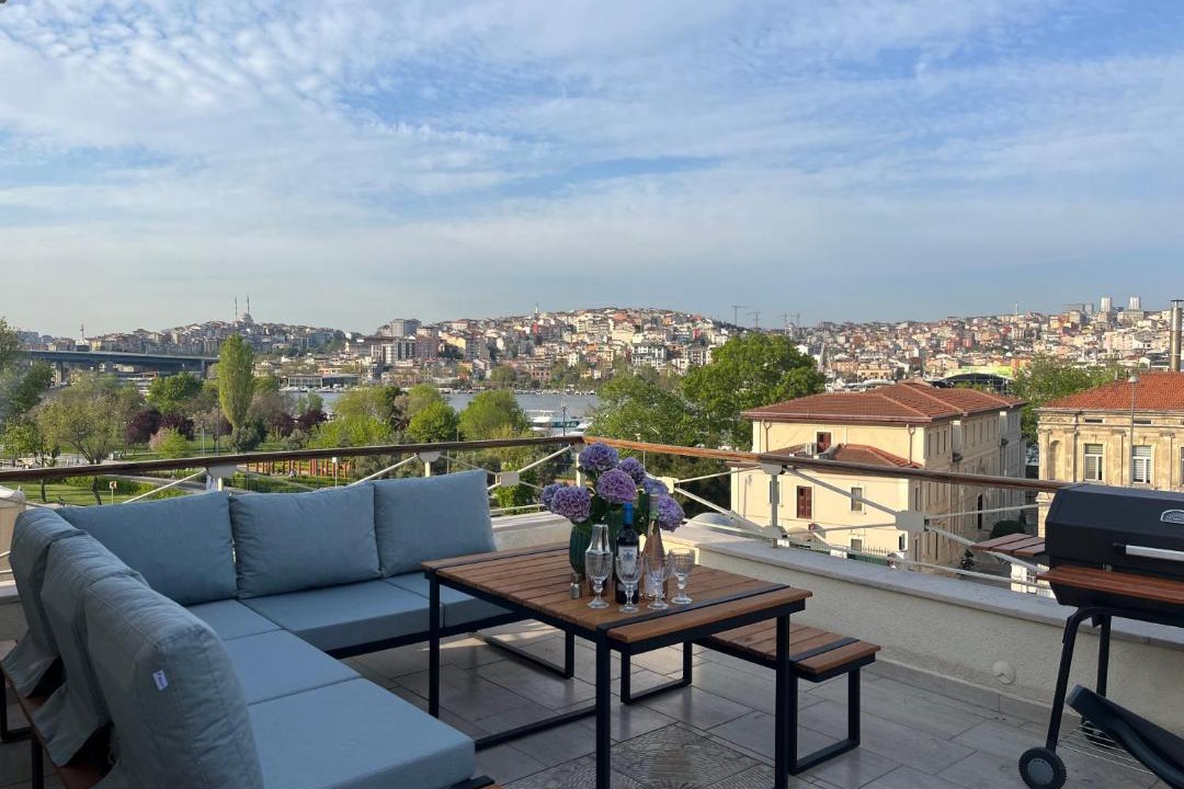 Photo of Patio Balcony in Istanbul City Center
