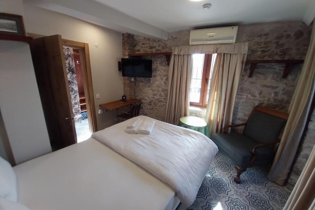Photo of Bedroom in Konak