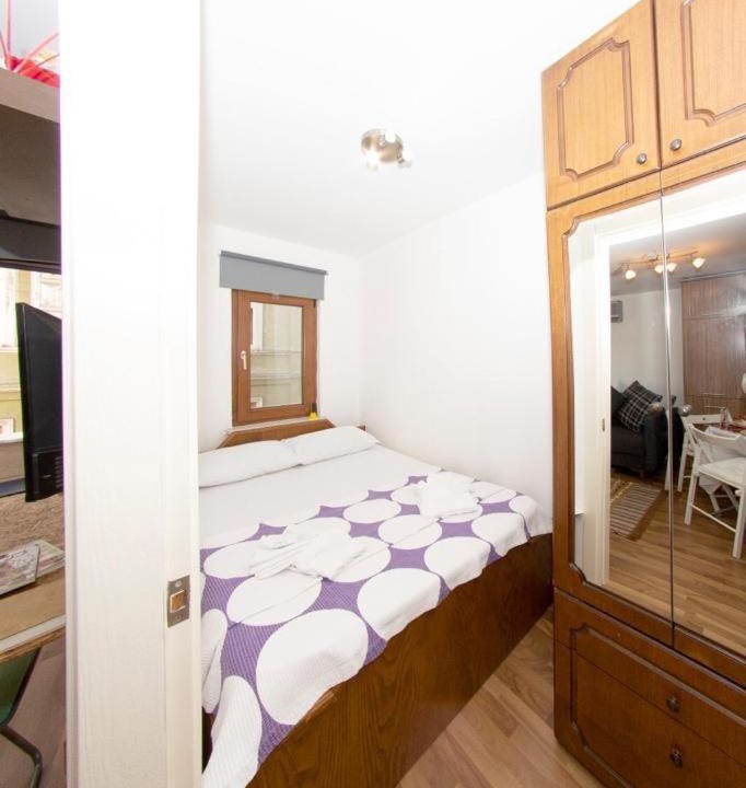 Photo of Bedroom in Pera
