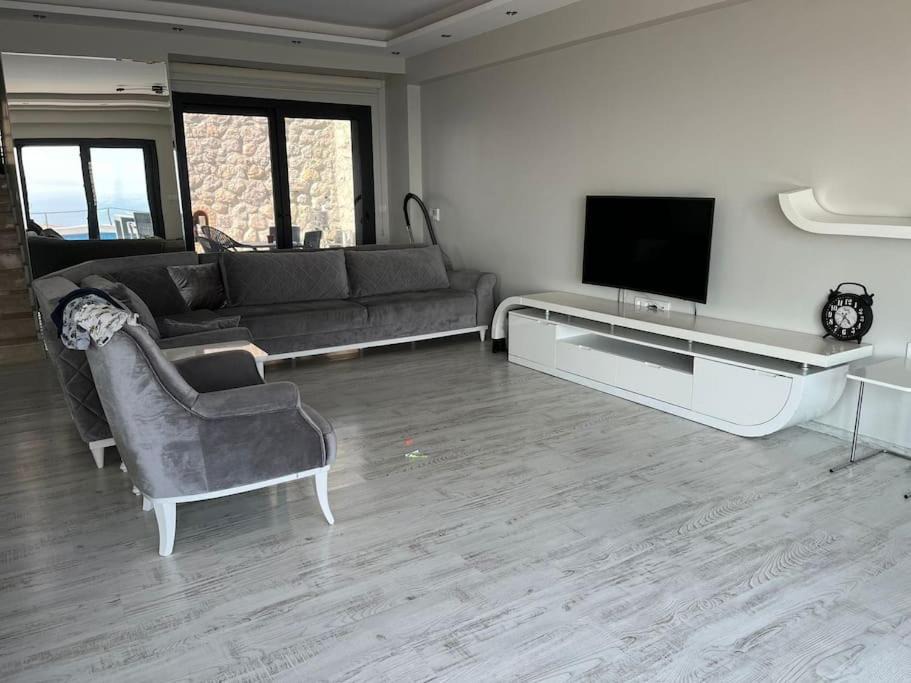 Photo of Livingroom in Dikili