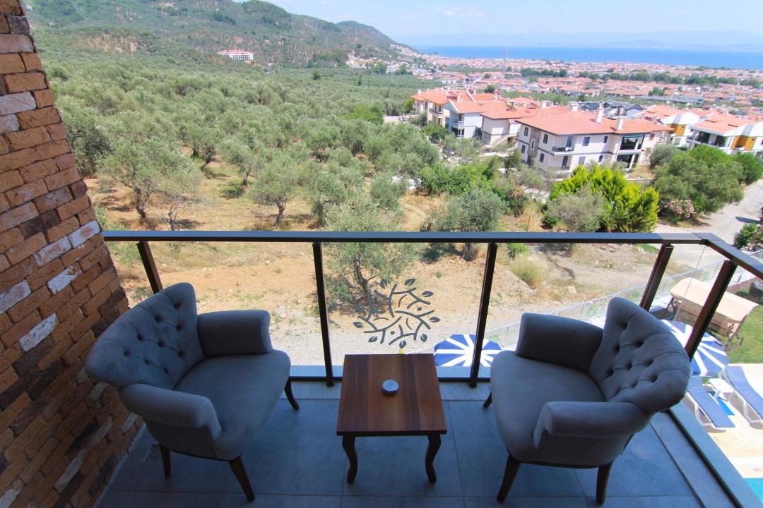 Photo of Patio Balcony in Altinoluk