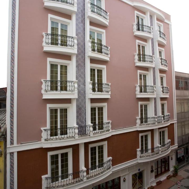 Photo of Others in Cagaloglu