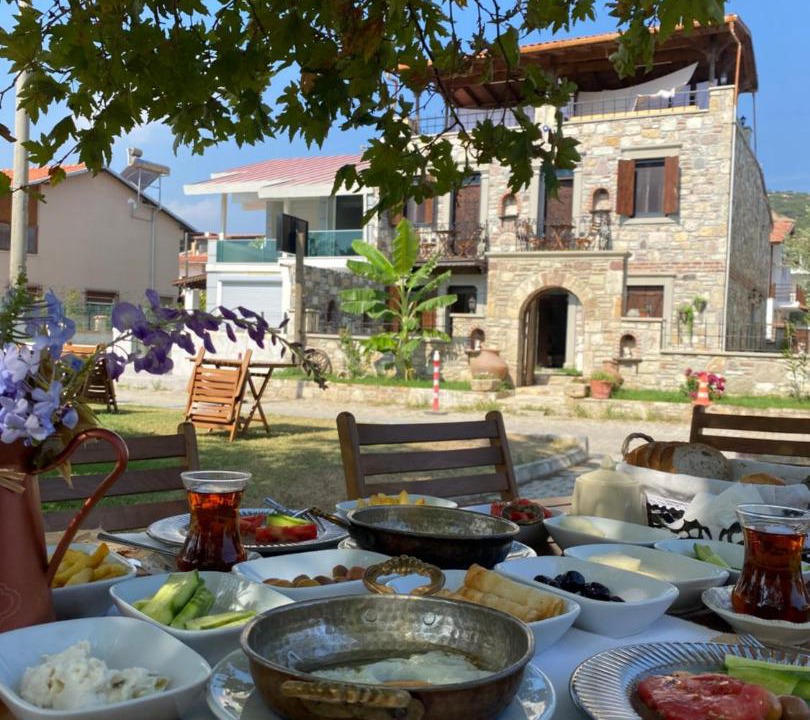 Photo of Others in Yenifoca