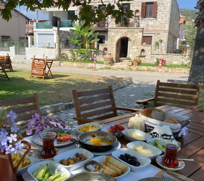 Photo of Others in Yenifoca