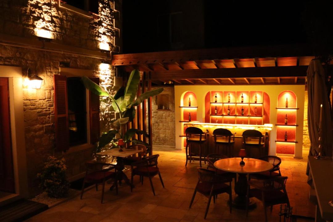 Photo of Buildings in Yenifoca