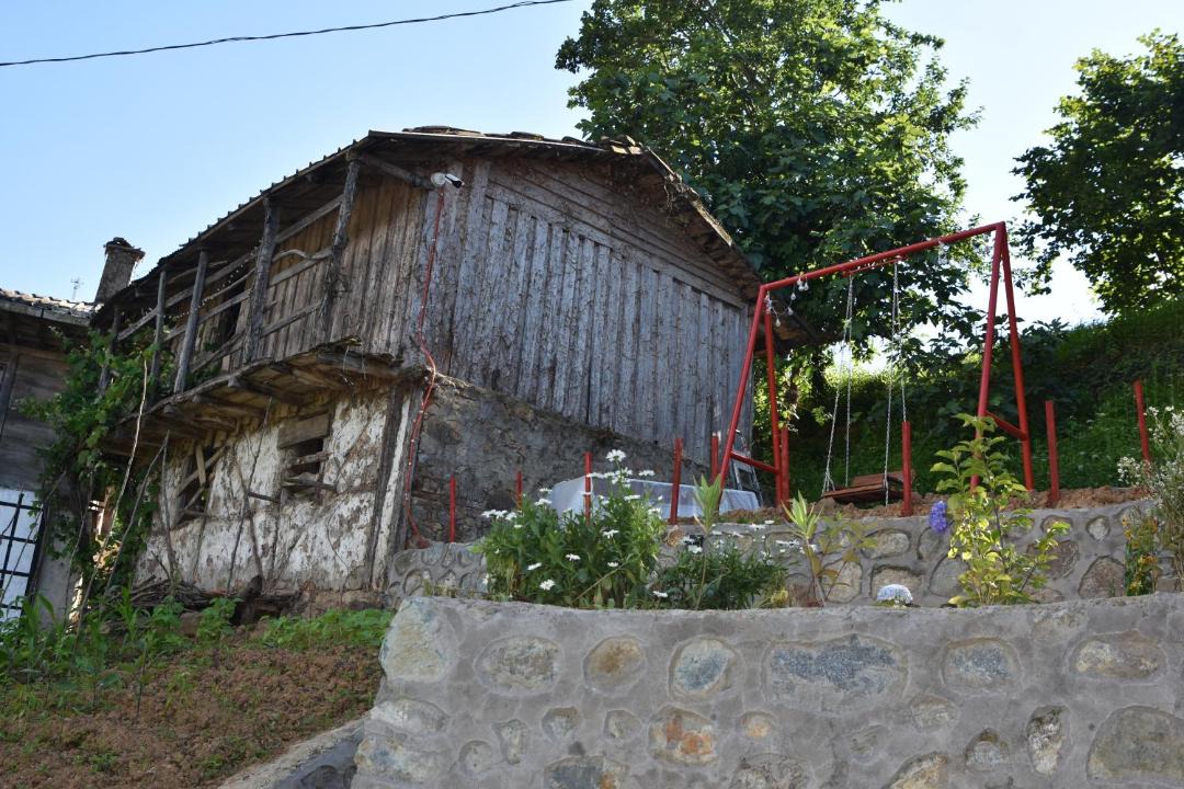 Photo of Buildings in Caykara