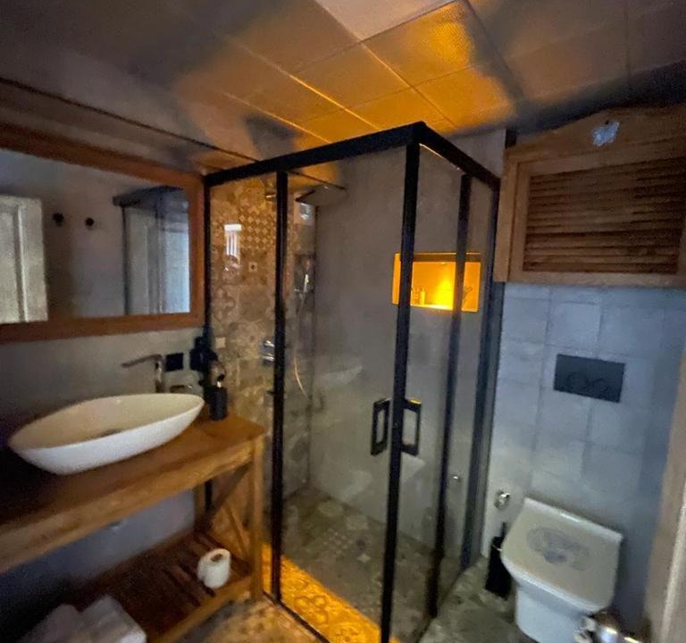 Photo of Bathroom in Foca