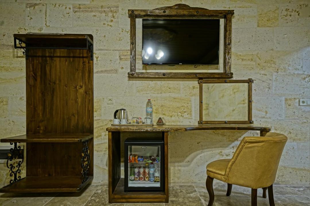 Photo of Others in Cavusin