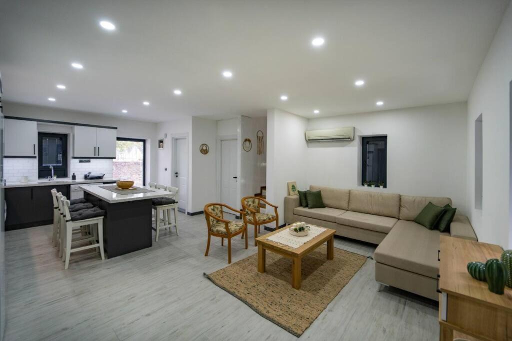 Photo of Others in Oludeniz