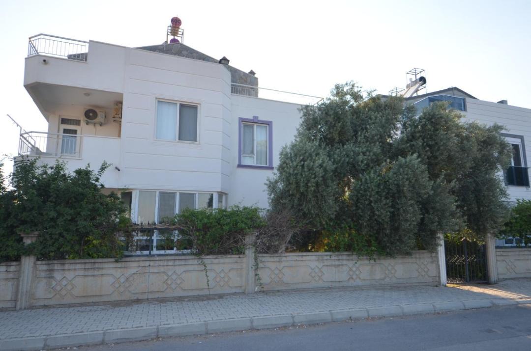 Photo of Buildings in Lara