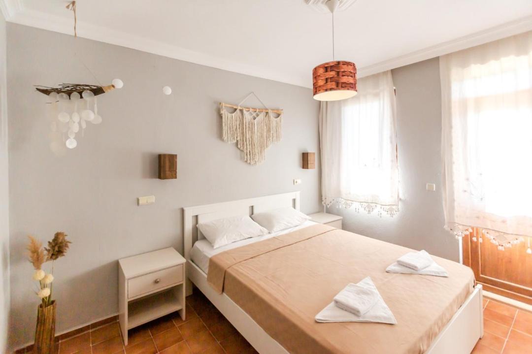 Photo of Bedroom in Avlana