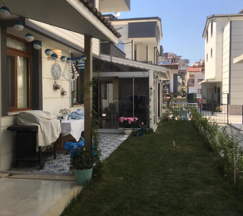 Photo of Buildings in Dikili