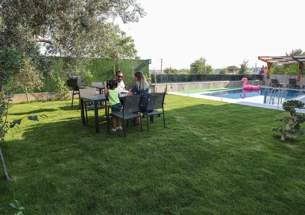 Photo of Outdoor in Lara