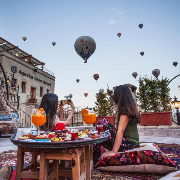 Photo of Others in Cavusin