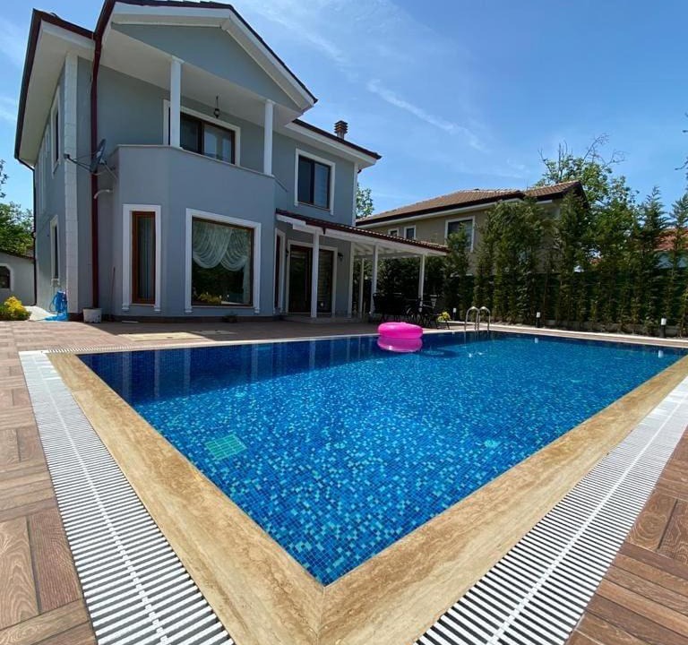 Photo of Outdoor in Yanik