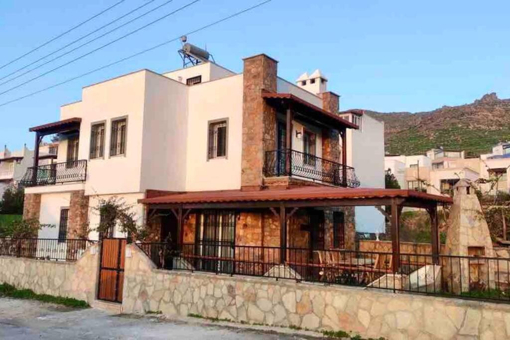 Photo of Buildings in Turgutreis