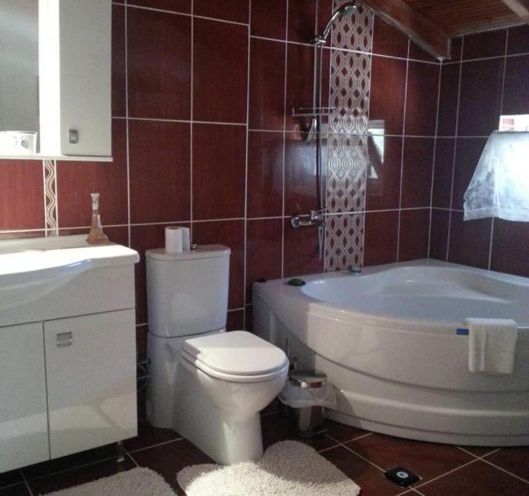 Photo of Bathroom in Ula