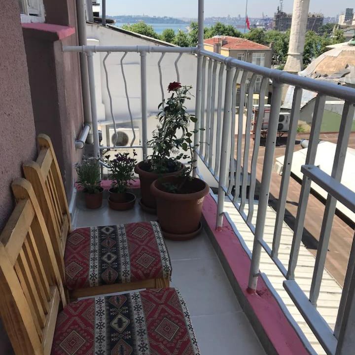 Photo of Patio Balcony in Moda