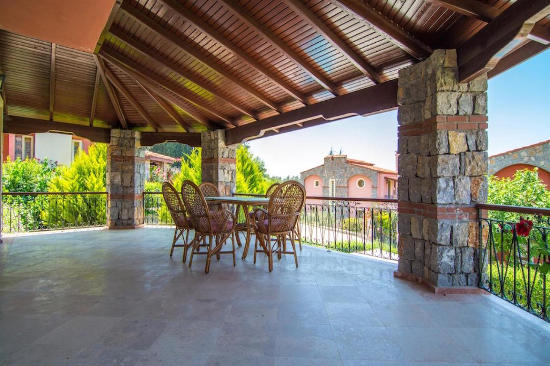 Photo of Patio Balcony in Oludeniz