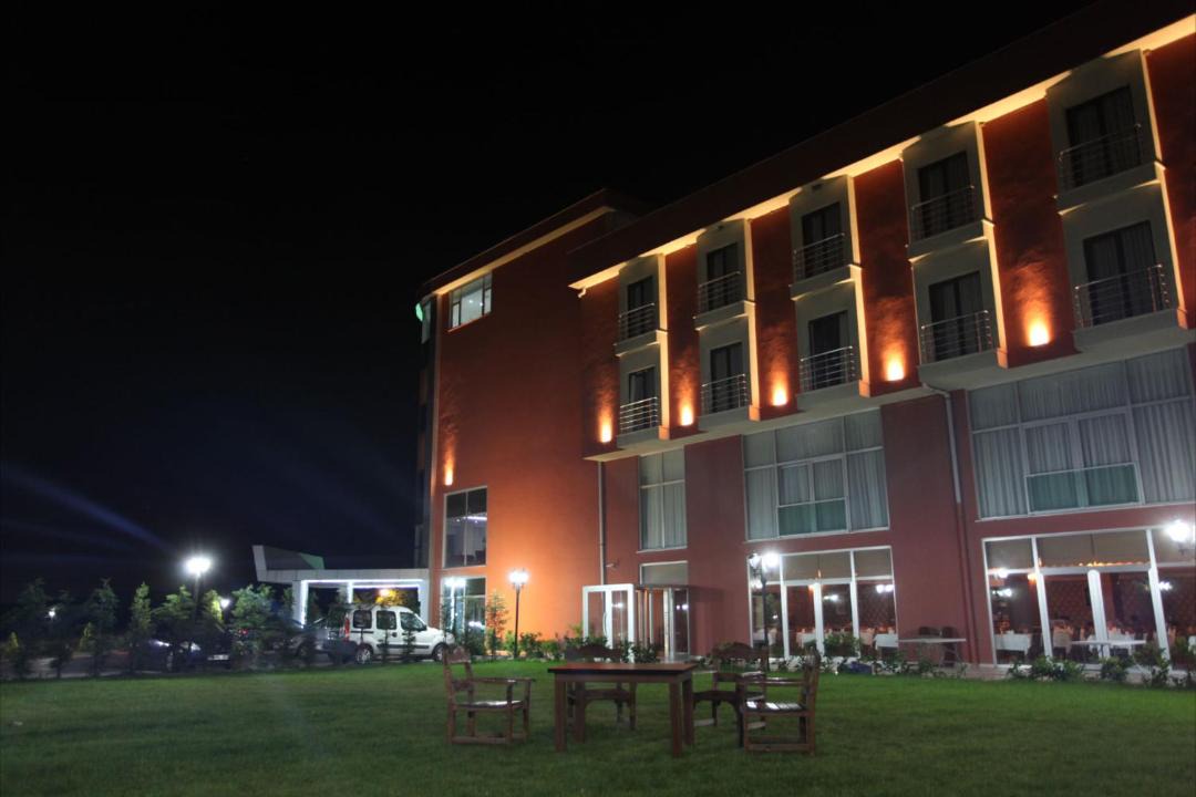 Photo of Buildings in Velimese